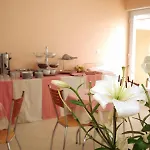 Marjela Couette-café Split