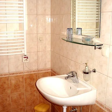 住宿加早餐酒店 Marjela