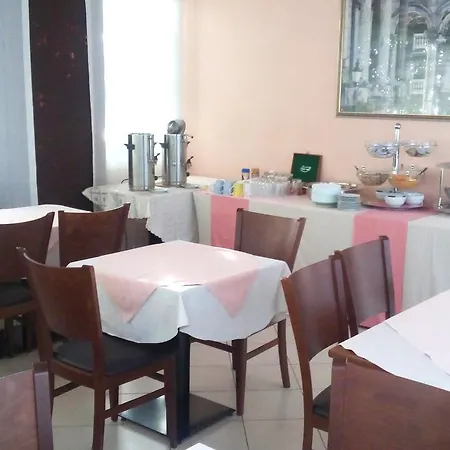 Marjela 住宿加早餐酒店 3*