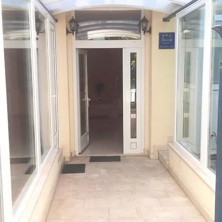 Marjela 住宿加早餐酒店 3*