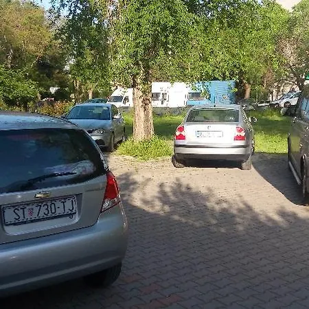 Marjela 住宿加早餐酒店 3*